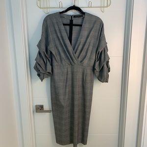 Zara gray mid length dress.